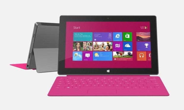 Microsoft раздает планшеты Surface RT в школах