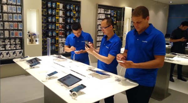 Samsung впервые за 6 лет заморозит зарплаты сотрудникам