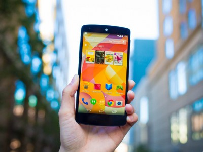 Nexus 5 вернулся в Google Play Store