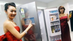 LG предлагает чат с холодильником